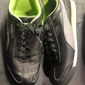 Puma black old school